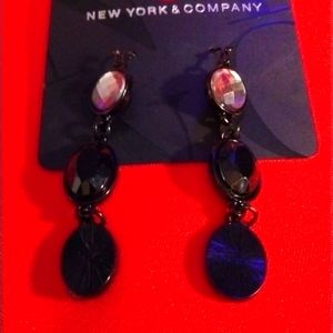 Black Stone and clear stone drop earring